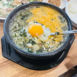 24시원조굴뚝배기전문점 사진