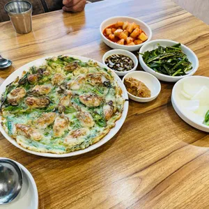 24시원조굴뚝배기전문점 사진