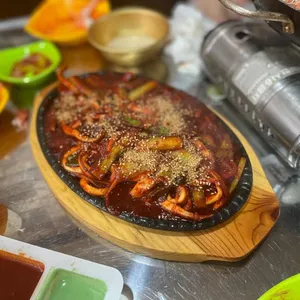 뒤집어봤자전이여 사진
