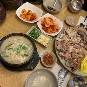 진지방순대국 사진