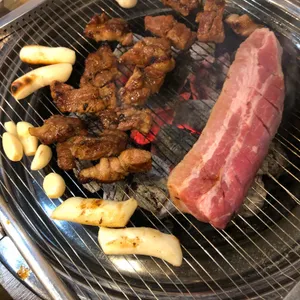 한돈참숯꼬기 사진