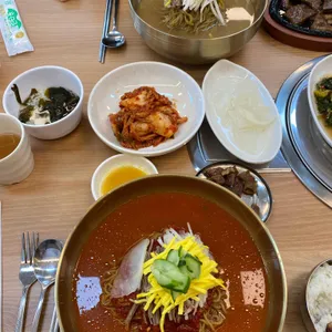 마티냉면 사진