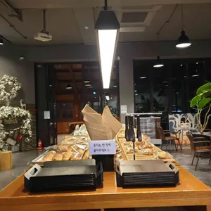 카페 랄로 리뷰 사진