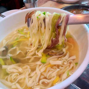 칠색초칼국수 사진
