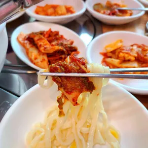 칠색초칼국수 사진