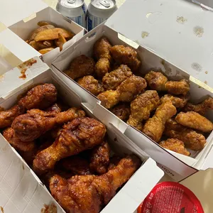 교촌치킨 사진