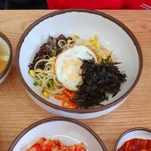 한방전주콩나물국밥 사진