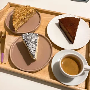멜로우 사진