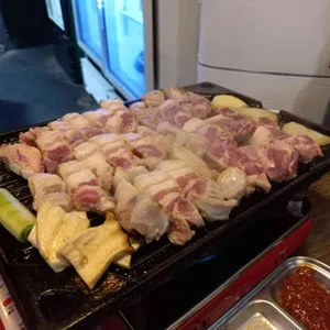 흑돼지창고 사진