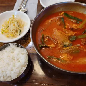 이화수 전통육개장 사진