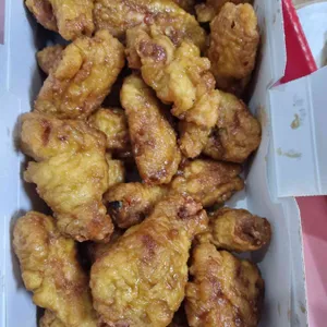 교촌 치킨  사진