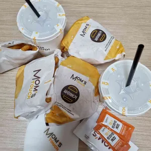 맘스터치 사진
