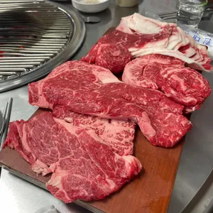 육영토종한우 사진