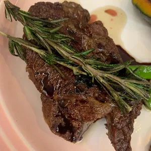 르한스 리뷰 사진