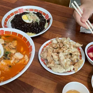 돌담길 사진