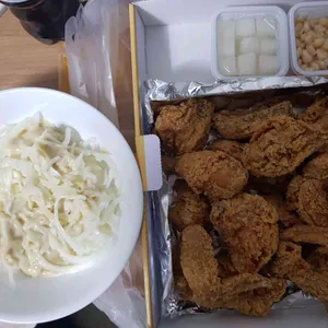 네네치킨 사진