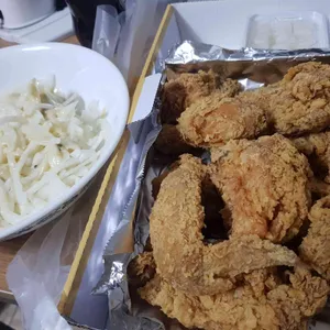 네네치킨 사진