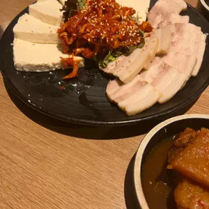장충동진두부집 사진
