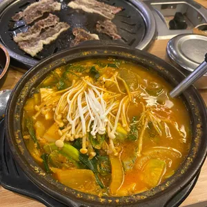 이차돌 사진