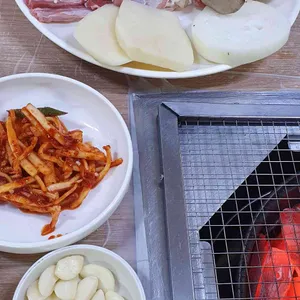 송림 생오리참숯불구이 사진