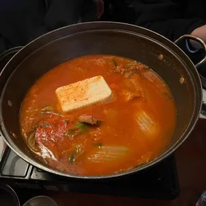 앵춘 사진
