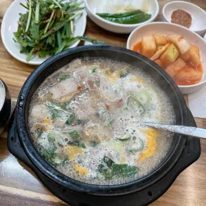 장터순대국 사진