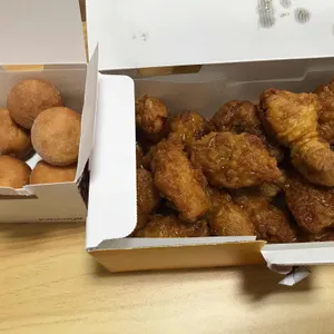 교촌치킨 사진