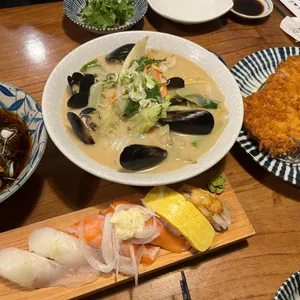 오모우스시 사진