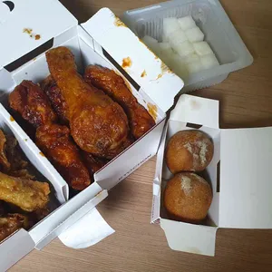 교촌치킨 사진