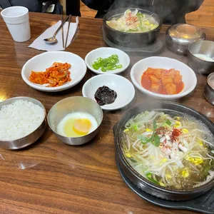 비사벌 전주 콩나물국밥 사진