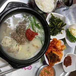 기차순댓국 사진