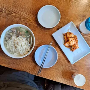 고향집손칼국수 사진