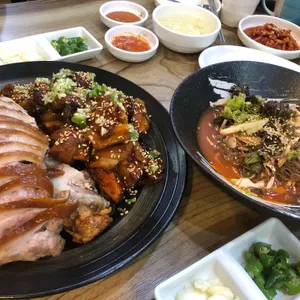한양왕족발 사진