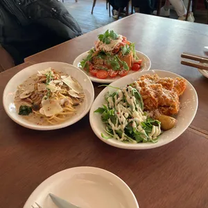 와프 사진