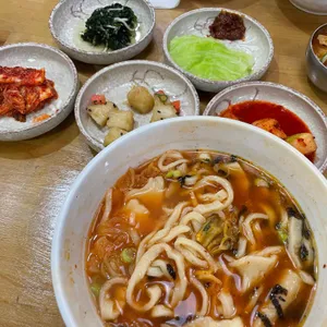 남산골보리밥칼국수 사진