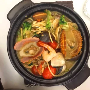 캐쥬얼식당 사진