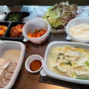 돈수백 사진