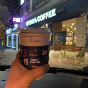 이디야커피 사진