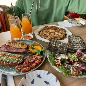 꼬라지오 사진