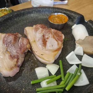 제주꽃돼지 사진