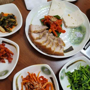 언덕마루가평잣두부집 리뷰 사진