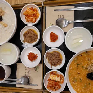 본죽 사진