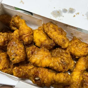 교촌 치킨  사진