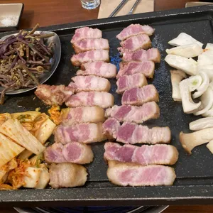 완백부대찌개삼겹살 사진