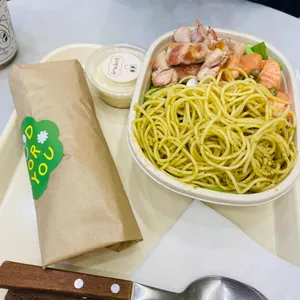 시시시 샐러드 사진