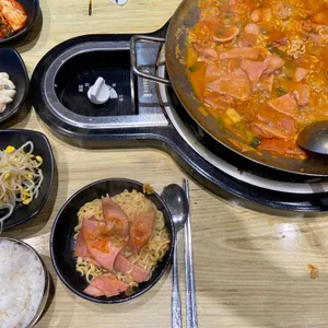 놀부부대찌개 리뷰 사진