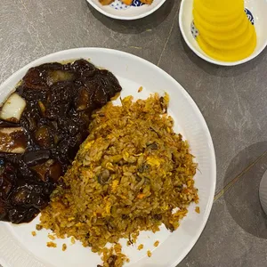 쯔린 사진