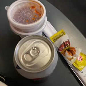 야들리애치킨 사진