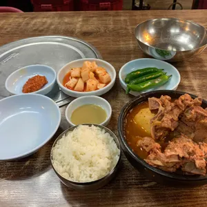 24시 원조 자양감자탕 사진