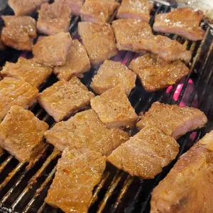 흥부골숯불돼지왕갈비 리뷰 사진